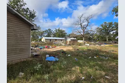 128 Red Fox Lane, Bastrop, TX 78602 - Photo 4