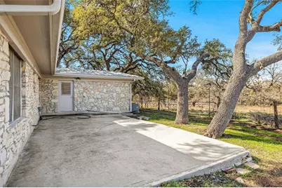 24503 Ranch Road 12 #D, Dripping Springs, TX 78620 - Photo 32