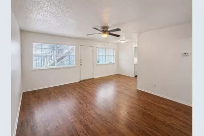 2704 Salado Street #103, Austin, TX 78705 - Photo 4