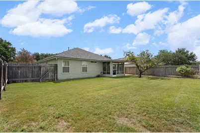 214 Jennifer Lane, Bastrop, TX 78602 - Photo 16