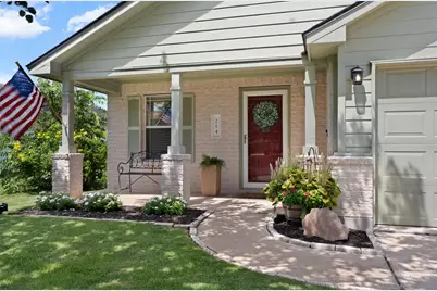214 Jennifer Lane, Bastrop, TX 78602 - Photo 2
