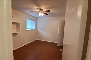8810 Clearbrook Trail, Austin, TX 78729 - Photo 6