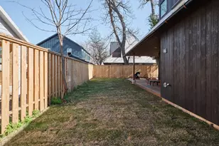 1000 Gullett St, Austin, TX 78702 - Photo 28