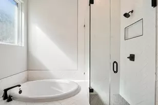 608 Leeland Dr, Liberty Hill, TX 78642 - Photo 26