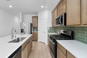 496 El Capitan Loop, Dripping Springs, TX 78620 - Photo 10