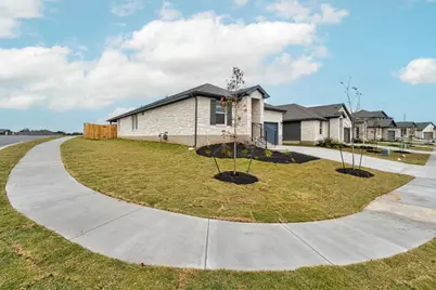 496 El Capitan Loop, Dripping Springs, TX 78620 - Photo 2