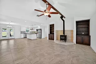 313 Starview Dr, Georgetown, TX 78628 - Photo 8