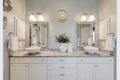 8221 Fern Bluff Avenue, Round Rock, TX 78681 - Photo 22
