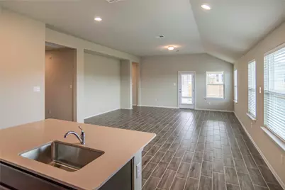 204 Rollingwood Drive, San Marcos, TX 78666 - Photo 4