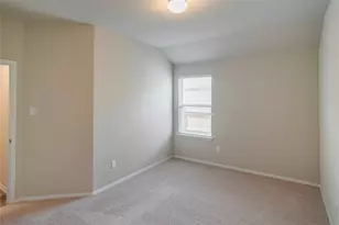 204 Rollingwood Dr, San Marcos, TX 78666 - Photo 14