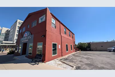 222 E Hutchison Street #204, San Marcos, TX 78666 - Photo 2