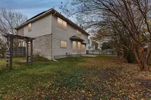 106 Reinhardt Ct, Georgetown, TX 78626 - Photo 2