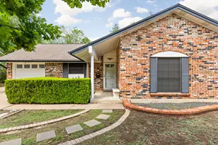 412 Thistlewood Dr, Austin, TX 78745 - Photo 1