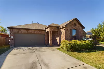 12013 Oaklynn Court, Manor, TX 78653 - Photo 2