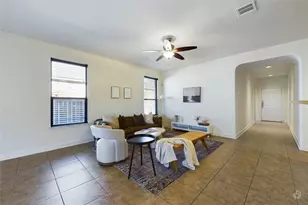 12013 Oaklynn Ct, Manor, TX 78653 - Photo 6