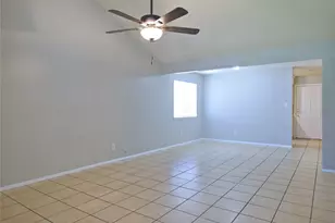 1707 Onion Creek Village Dr, Round Rock, TX 78664 - Photo 4