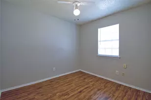 1707 Onion Creek Village Dr, Round Rock, TX 78664 - Photo 16