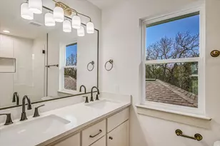 424 Shady Bluff Dr, Wimberley, TX 78676 - Photo 10