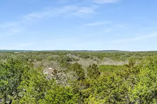 424 Shady Bluff Dr, Wimberley, TX 78676 - Photo 2