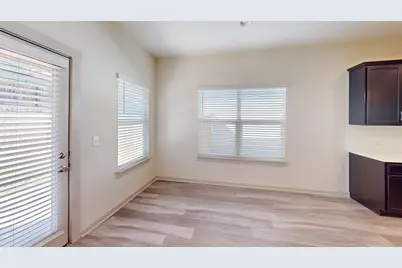 10502 Deaton Lane, Austin, TX 78754 - Photo 6