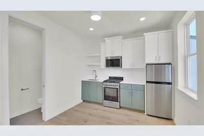 6802 Montana Street #2, Austin, TX 78741 - Photo 6