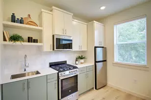 6802 Montana St, Austin, TX 78741 - Photo 6