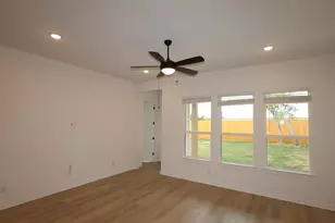 140 Norway Spruce St, Dripping Springs, TX 78620 - Photo 8