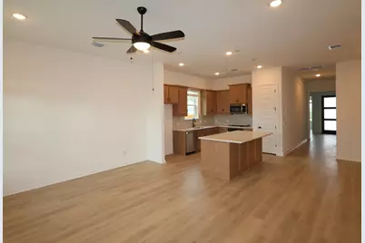 140 Norway Spruce Street, Dripping Springs, TX 78620 - Photo 4