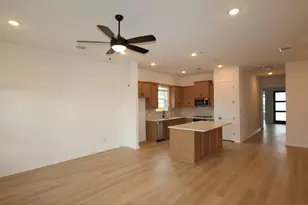 140 Norway Spruce St, Dripping Springs, TX 78620 - Photo 4