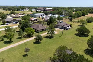 12409 Lowden Ln, Manchaca, TX 78652 - Photo 10