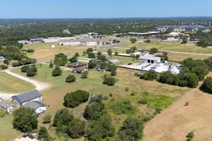 12409 Lowden Ln, Manchaca, TX 78652 - Photo 6