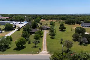 12409 Lowden Ln, Manchaca, TX 78652 - Photo 2