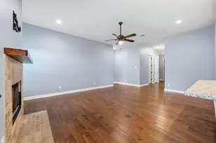 413 Bedford Dr, Spicewood, TX 78669 - Photo 6