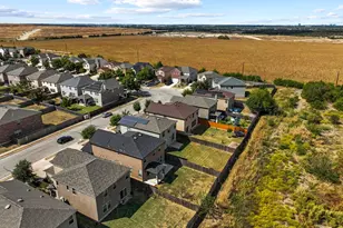 11505 Kirkland Hill Path, Austin, TX 78754 - Photo 36