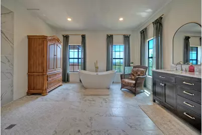 198 Rolling Oak Drive, Elgin, TX 78621 - Photo 16