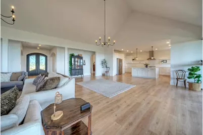 198 Rolling Oak Drive, Elgin, TX 78621 - Photo 6