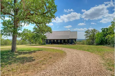 198 Rolling Oak Drive, Elgin, TX 78621 - Photo 1