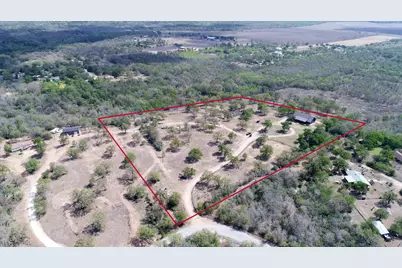 198 Rolling Oak Drive, Elgin, TX 78621 - Photo 34