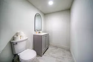 198 Rolling Oak Dr, Elgin, TX 78621 - Photo 30