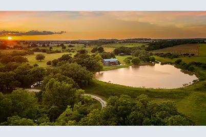 646 Victor Eckhardt Road, Fredericksburg, TX 78624 - Photo 6