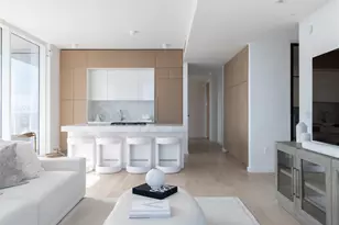 313 W 17th St, Austin, TX 78701 - Photo 2