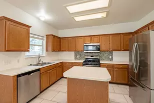 1016 Tom Seaver Pl, Round Rock, TX 78665 - Photo 6