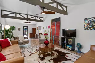 3005 Leaning Oak Cir, Austin, TX 78704 - Photo 16