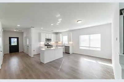 337 Yosemite Drive, Kyle, TX 78640 - Photo 2