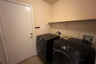 1409 Coriander Dr, Austin, TX 78741 - Photo 4