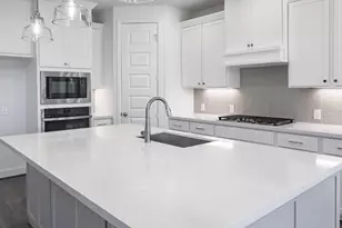 307 Foxfire Cove, Lockhart, TX 78644 - Photo 6