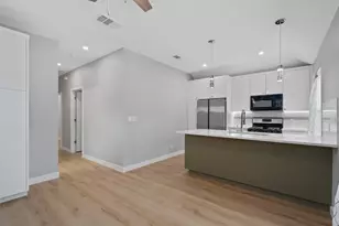 10004 1/2 Gail Rd, Austin, TX 78748 - Photo 6
