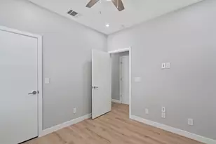 10004 1/2 Gail Rd, Austin, TX 78748 - Photo 16