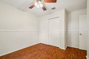 100 Kendall Cove, Elgin, TX 78621 - Photo 16