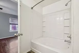 100 Kendall Cove, Elgin, TX 78621 - Photo 14
